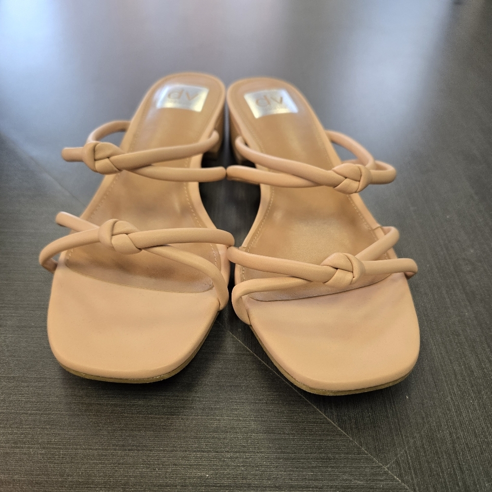 DV by Dolce Vita Wisteria Sandals in Beige
